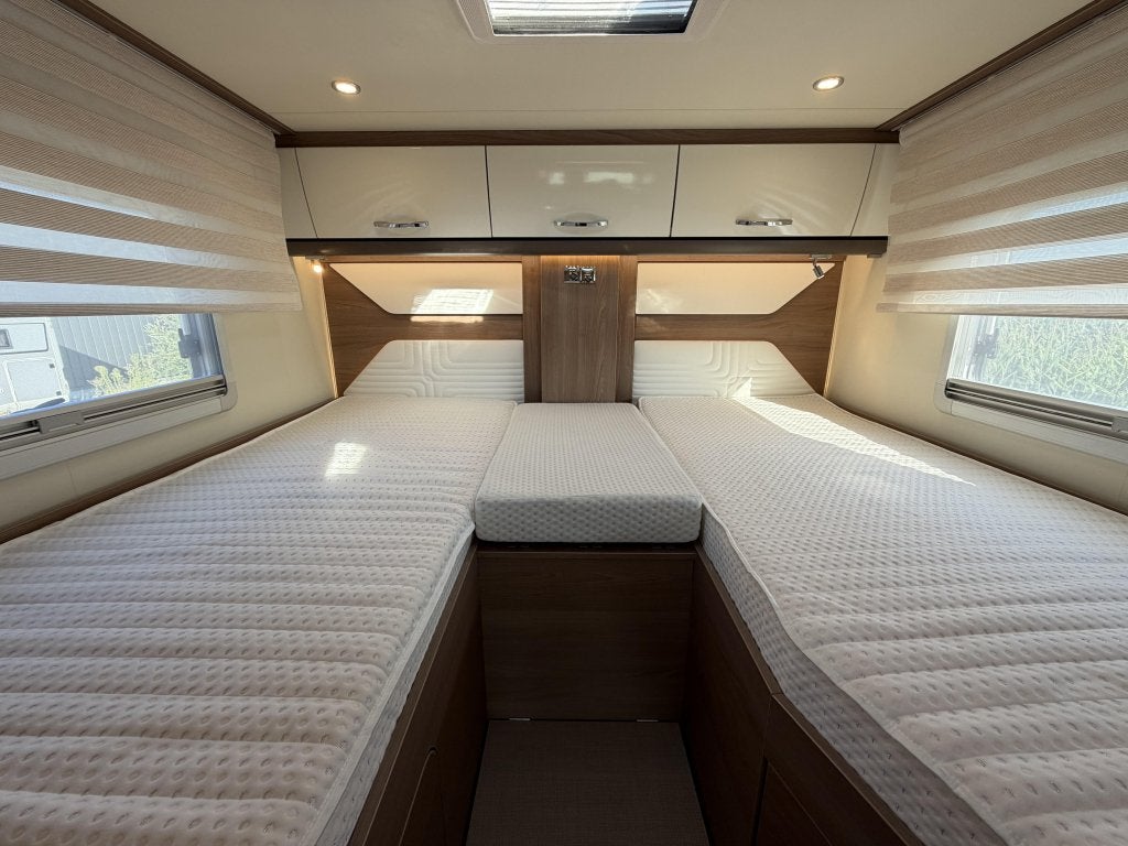 Bürstner Lyseo Harmony Line TD690G Gelijkvloers, He, Caravans en Kamperen, Ringverwarming, Fiat, 6 tot 7 meter, Bedrijf