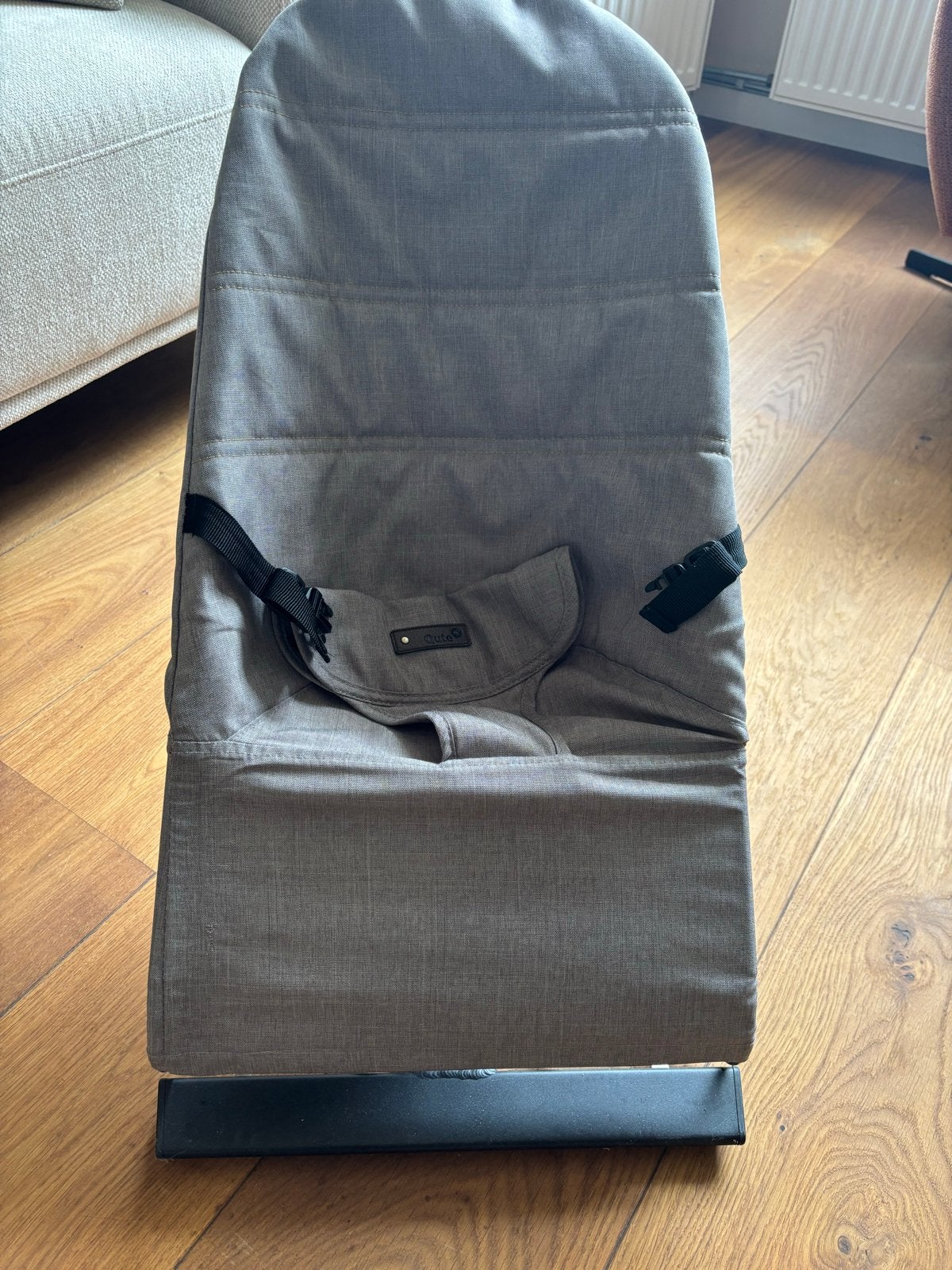 Comfortabele Babywipper Qute, Ophalen, Zo goed als nieuw