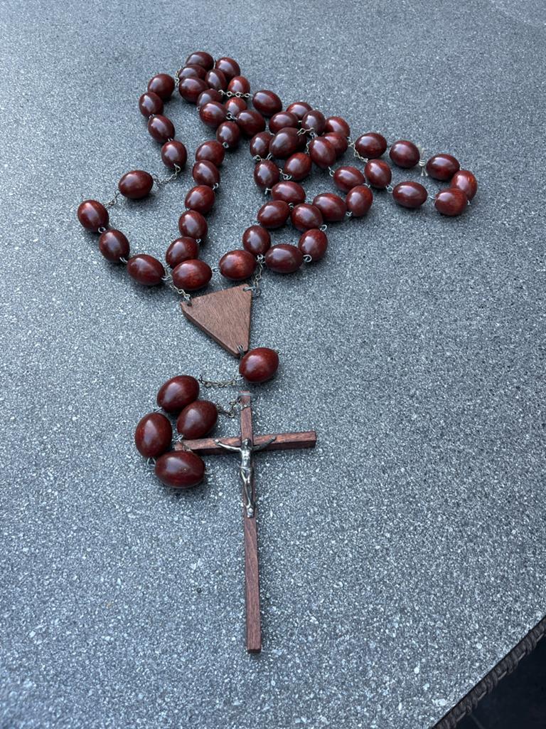 Vintage Houten Rozenkrans met Kruisbeeld, Ophalen of Verzenden
