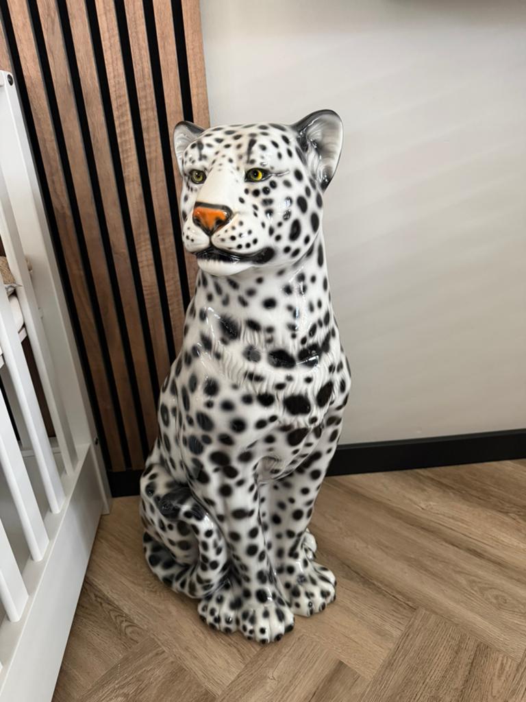 Sneewluipaard Keramiek, Ophalen of Verzenden, Zo goed als nieuw, Meerkleurig, Steen/keramiek