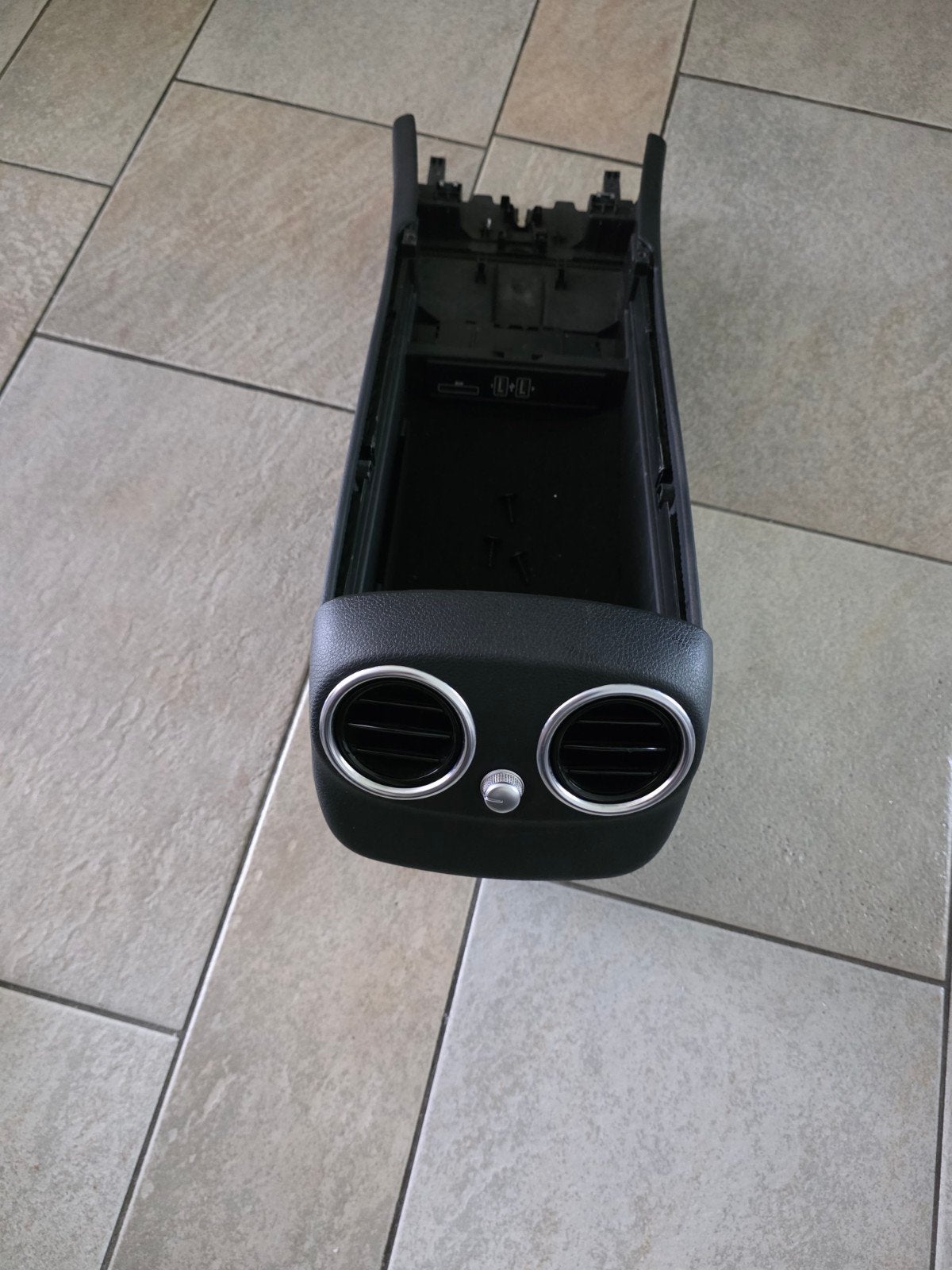 Middenconsole met USB en SD-kaartlezer, Ophalen of Verzenden, Mercedes-Benz