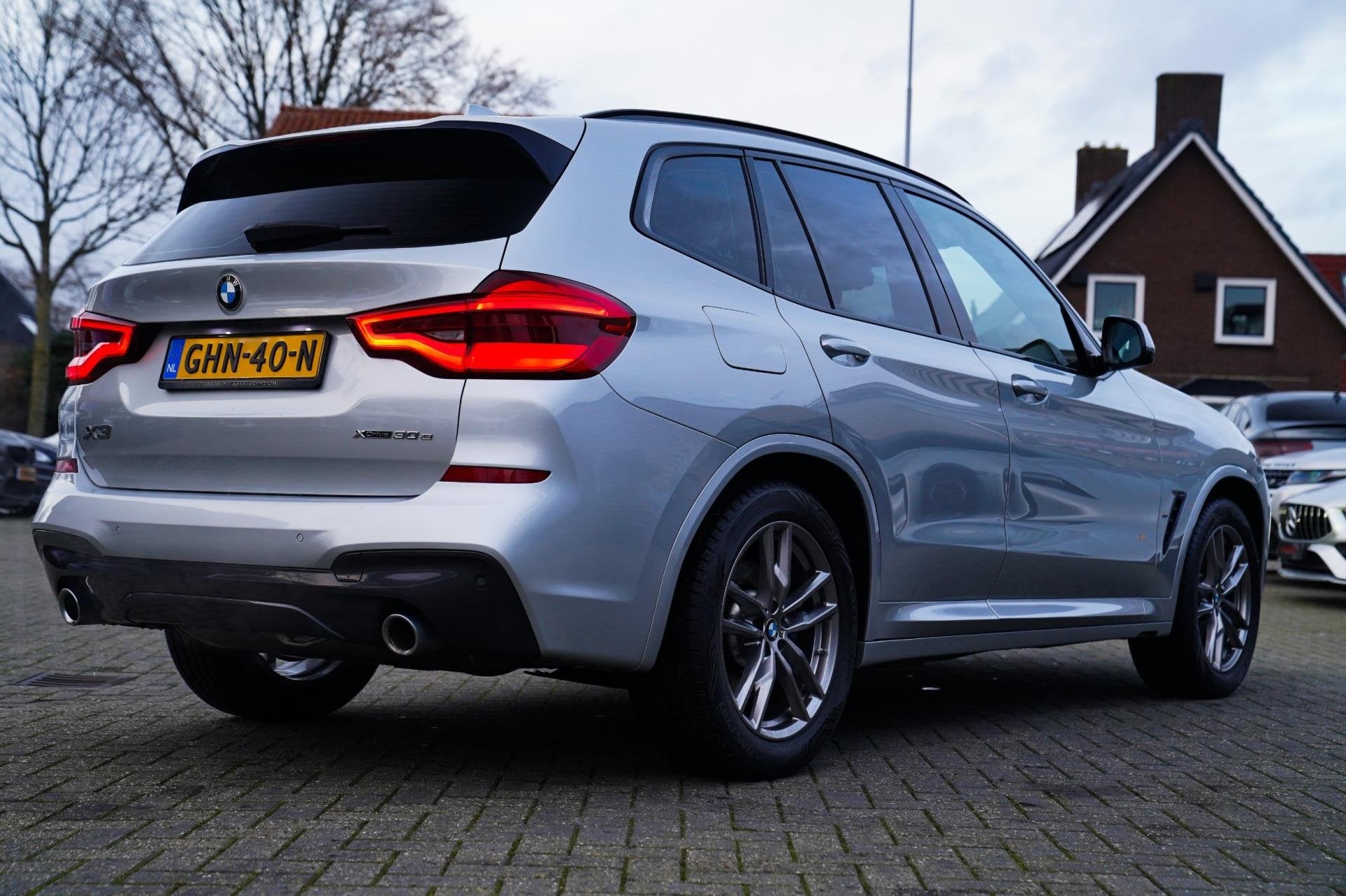 BMW X3 XDrive30e High Executive | Adaptieve Cruise | BMW LED, Gebruikt, 4 cilinders, 2000 kg, Leder en Stof