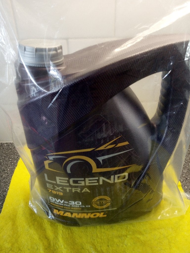 5 liter 0w30 motor olie nieuw geseald in de verpakking, Auto-onderdelen, Ophalen of Verzenden, Nieuw, Overige automerken
