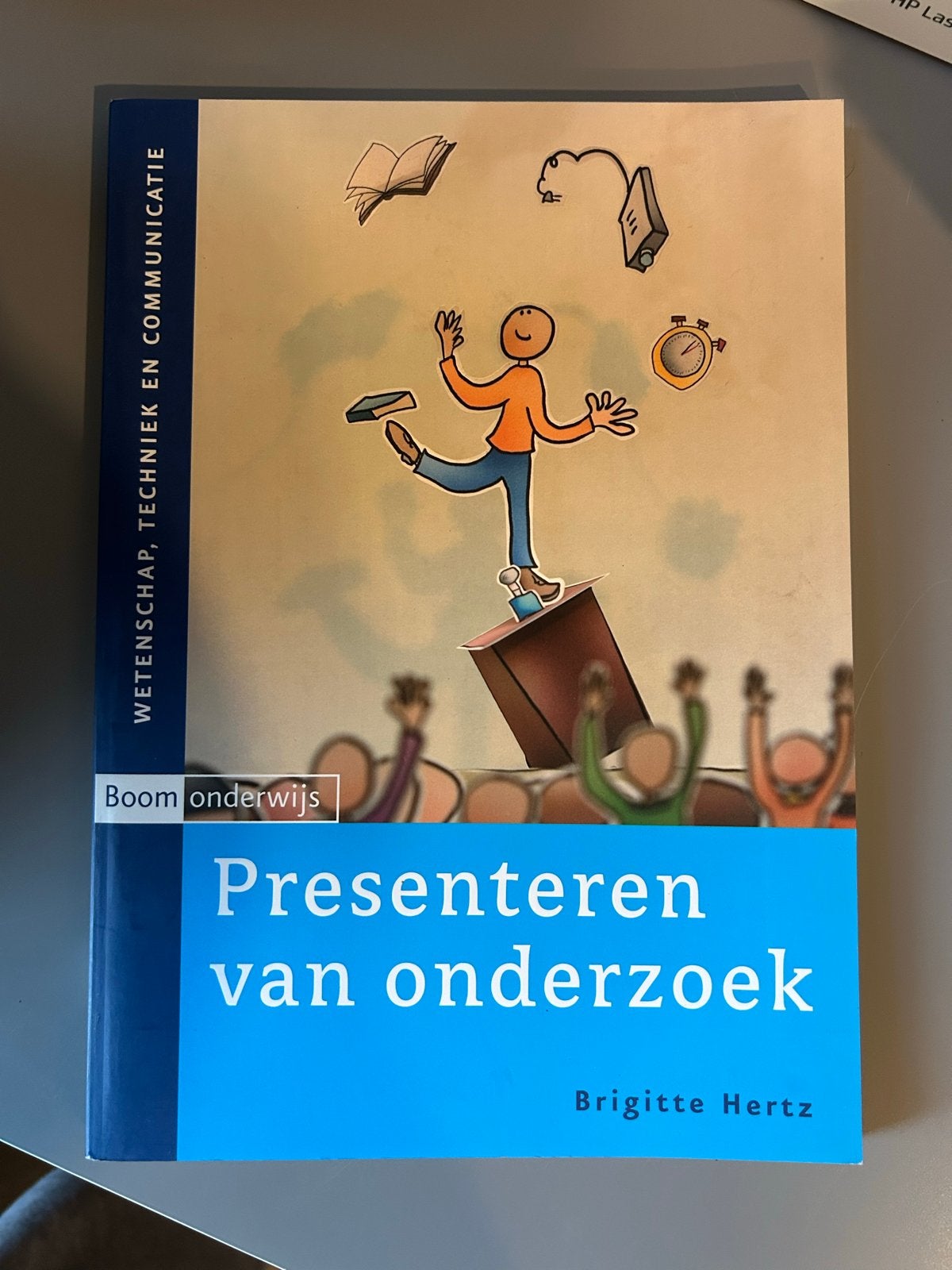 Presenteren van onderzoek - Brigitte Hertz (Boom Onderwijs), Boeken, Ophalen of Verzenden, Gamma, Zo goed als nieuw, HBO