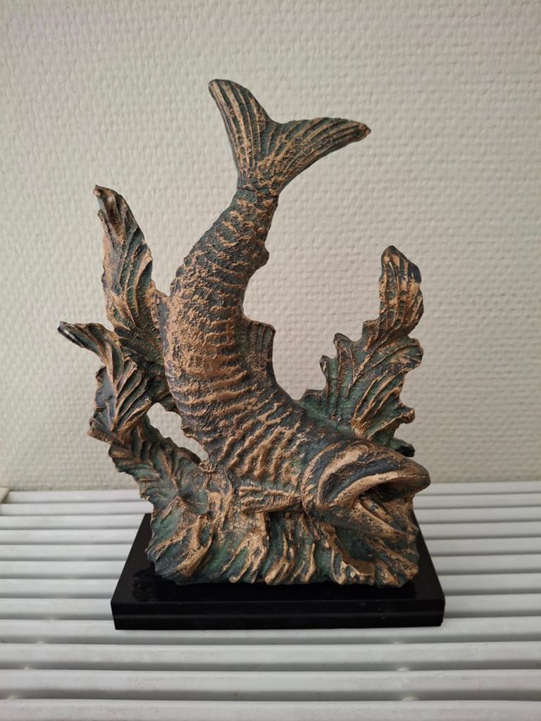 Decoratieve Vis Sculptuur op Sokkel, Minder dan 20 cm, Gepatineerd, Ophalen of Verzenden, Zeeleven