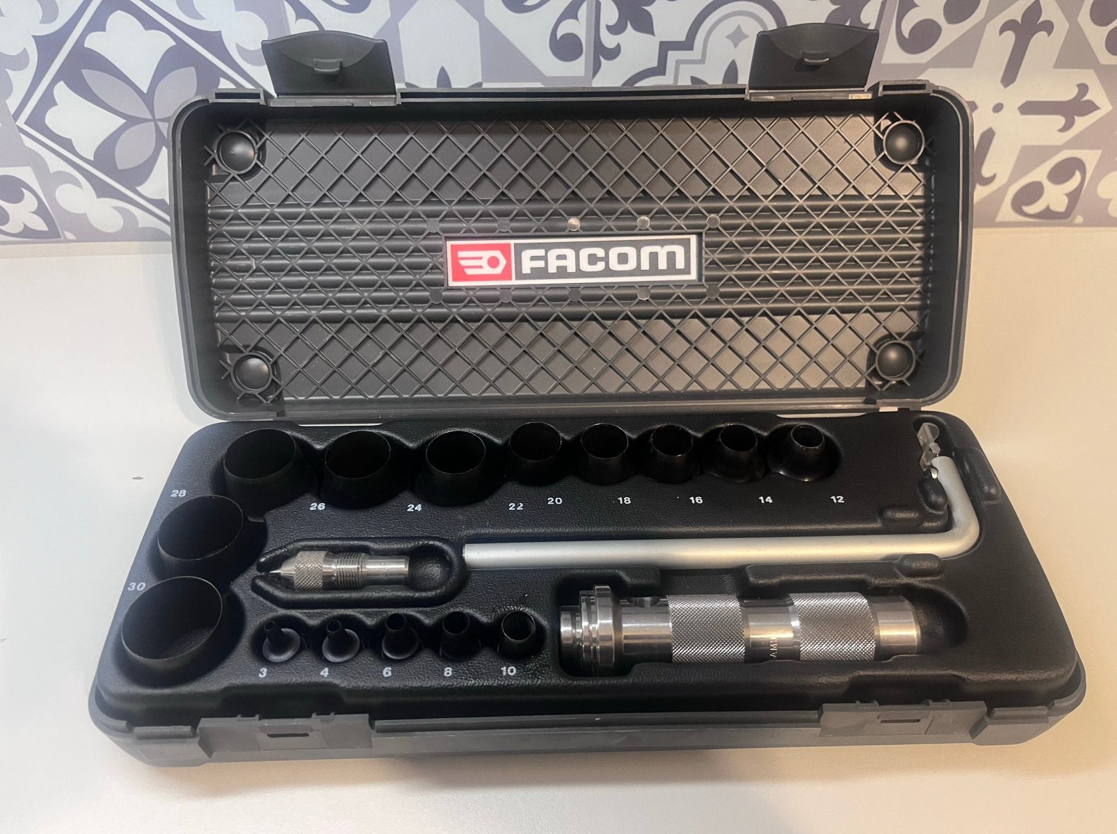 FACOM 245.J1A pakkingsnijderset 3–30 mm compleet, Ophalen, Zo goed als nieuw