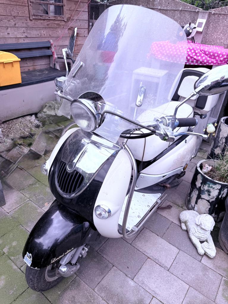 Retro snorscooter 25km opknapper Znen, Gebruikt, Benzine, Ophalen, Overige merken