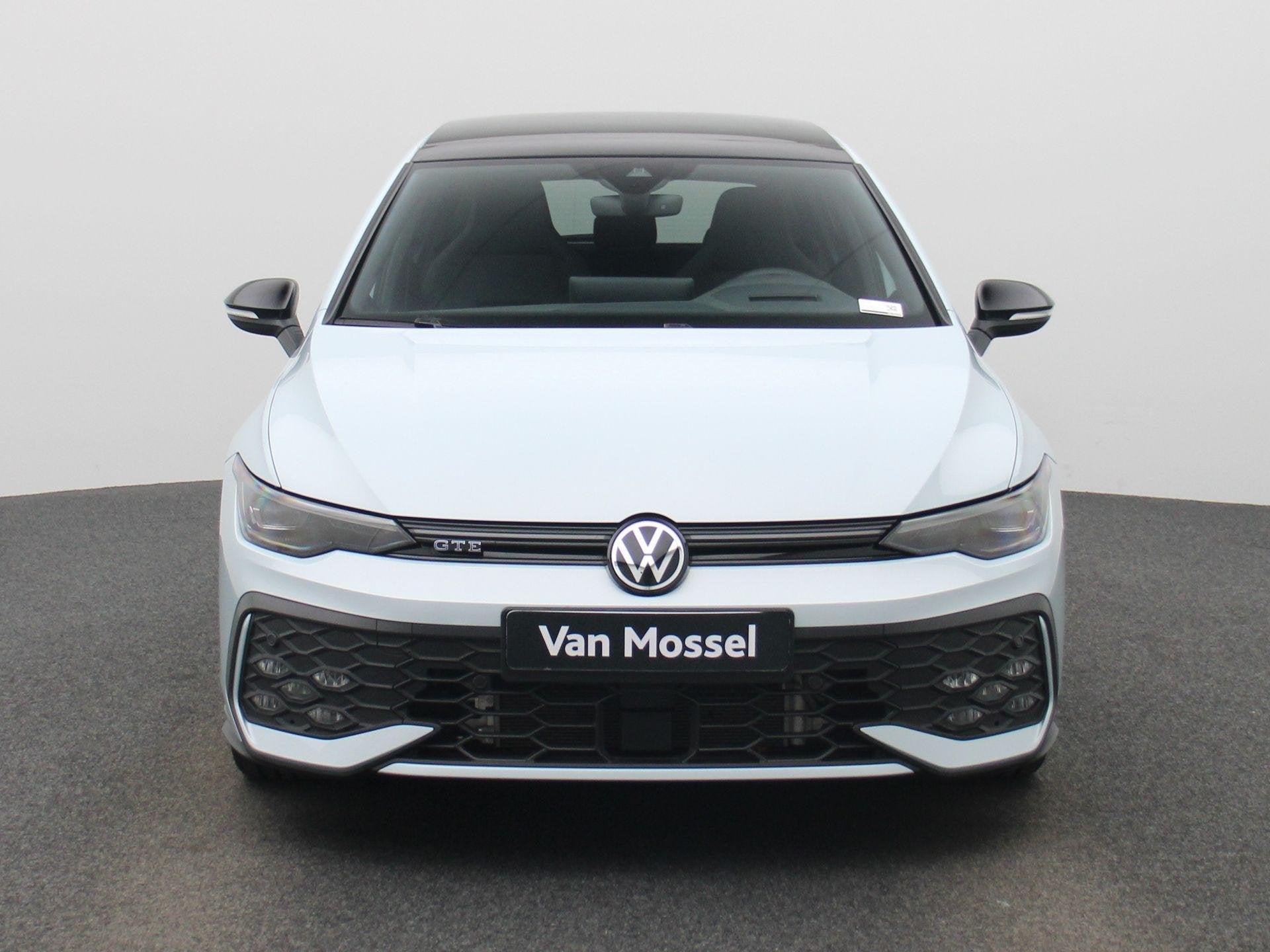 Volkswagen Golf 1.5 eHybrid GTE 272 PK| Panoramadak | DCC |, 12 maanden, Stof, 4 cilinders, 26 kWh