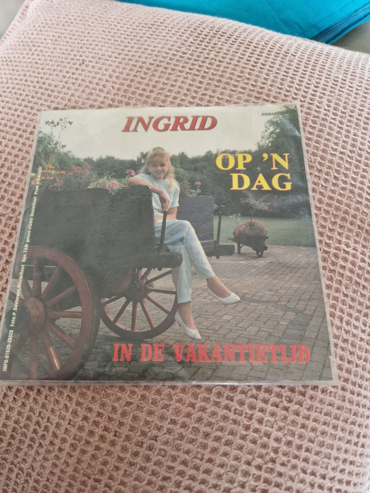 Ingrid  op n dag / in de vakantietijd  Piraten hits, Cd's en Dvd's, Vinyl Singles, Gebruikt, 7 inch, Ophalen of Verzenden, Nederlandstalig