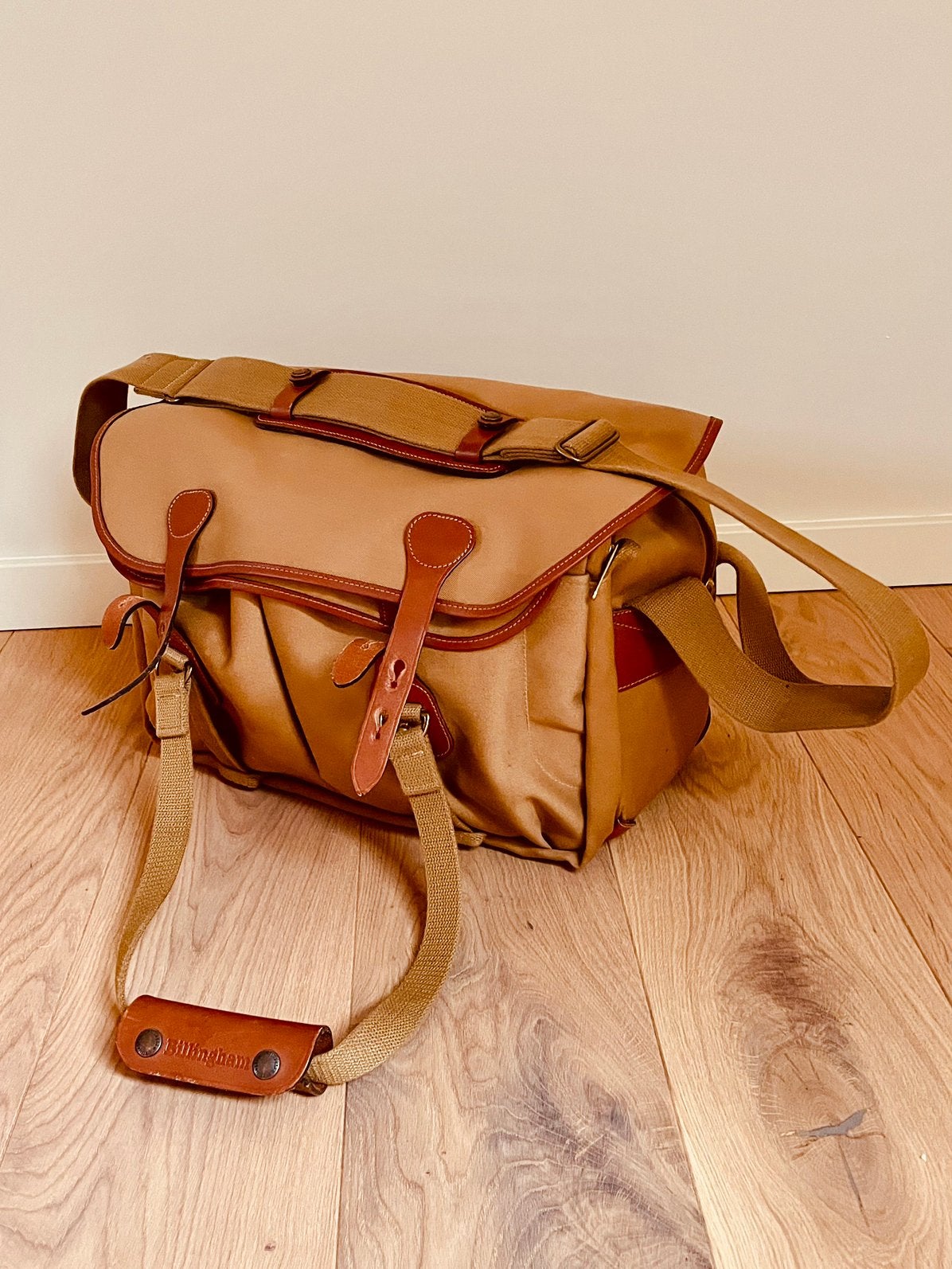 Billingham 445 Khaki/Tan, Ophalen of Verzenden, Zo goed als nieuw, Schoudertas, Overige merken