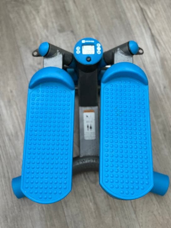 Domyos Mini Stepper, Sport en Fitness, Ophalen, Gebruikt, Benen, Overige typen