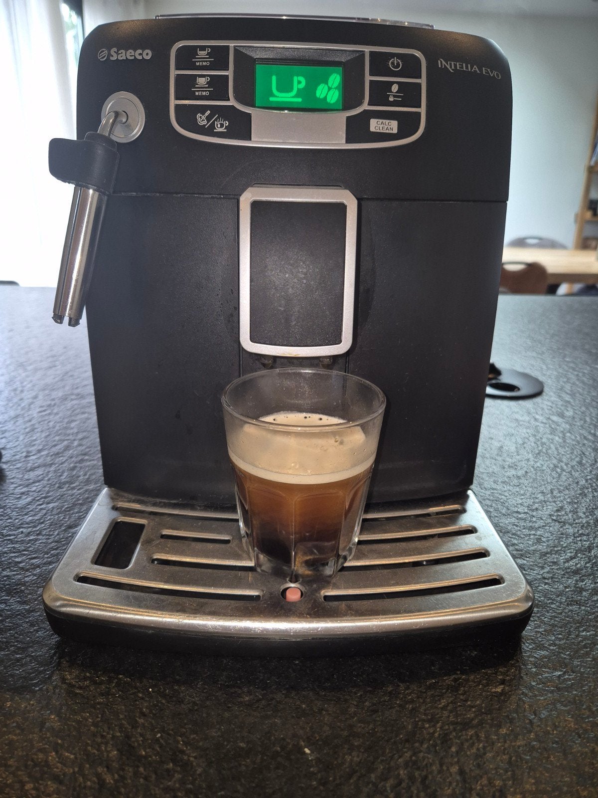 Saeco intelia evo, Gebruikt, Koffiemachine, Afneembaar waterreservoir, Koffiebonen