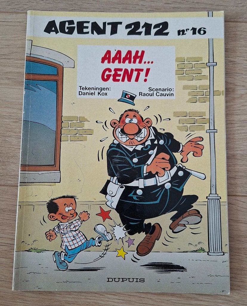 16 - Raoul Cauvin - Agent 212 - Aaah... Gent, Boeken, Eén stripboek, Ophalen of Verzenden, Zo goed als nieuw, Raoul Cauvin