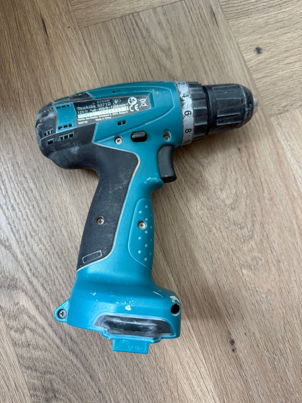 Makita Schroefboormachine 6271D 12V, Gebruikt, Variabele snelheid, Ophalen of Verzenden, Boor- en Schroefmachine