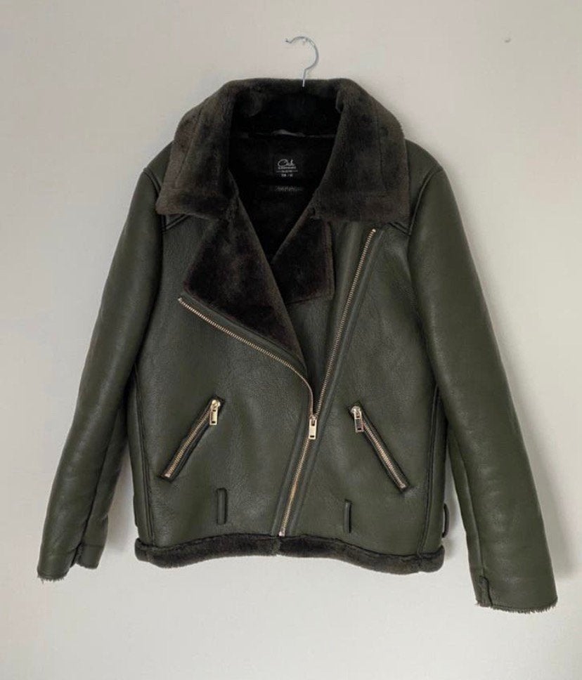 Dames warme gevoerde winterjas, groen. Maat m, Kleding | Dames, Jassen | Winter, Verzenden, Zo goed als nieuw, Maat 38/40 (M)