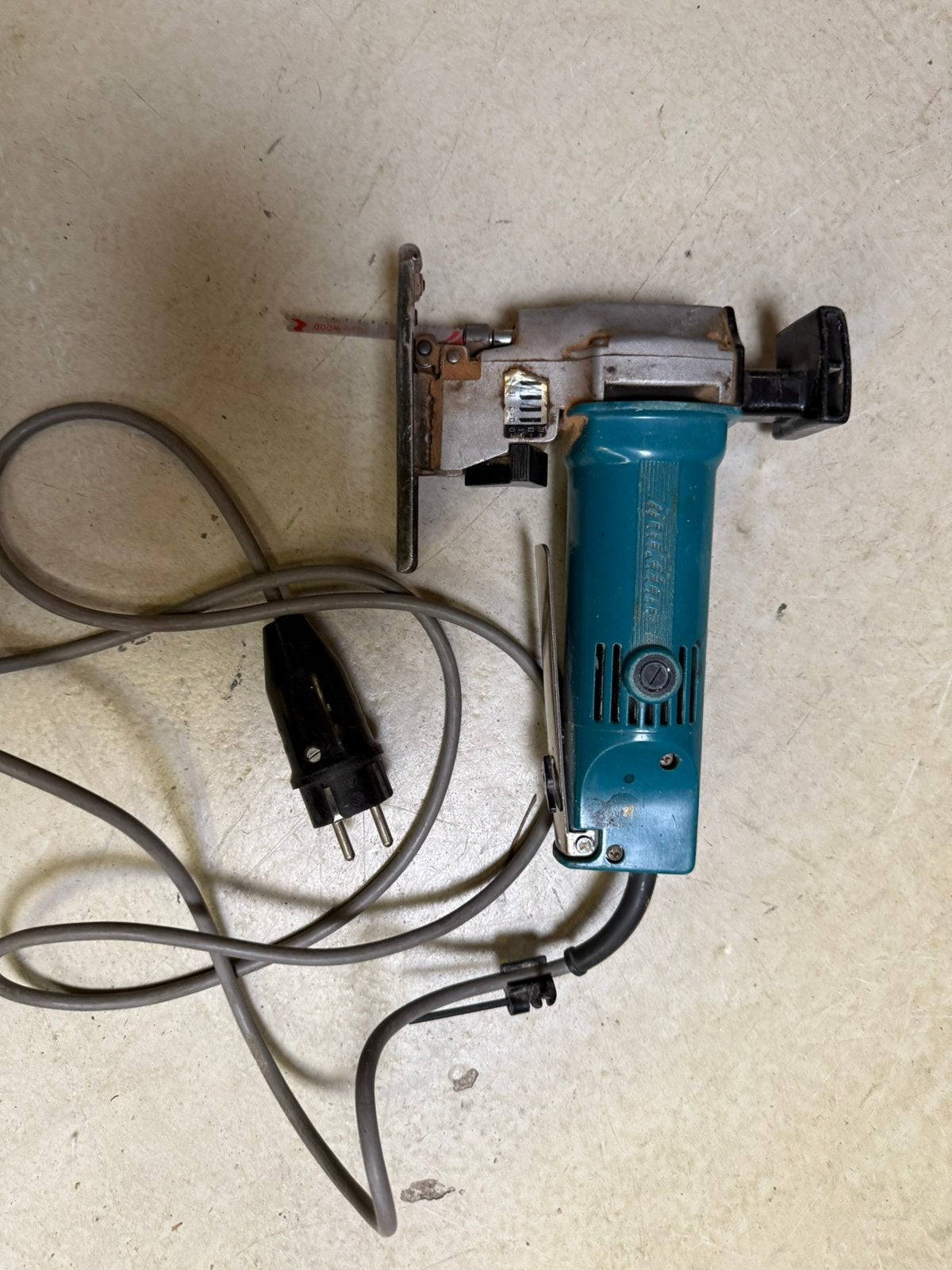 Makita decoupeerzaag, Decoupeerzaag, Ophalen of Verzenden, Zo goed als nieuw, 30 tot 70 mm
