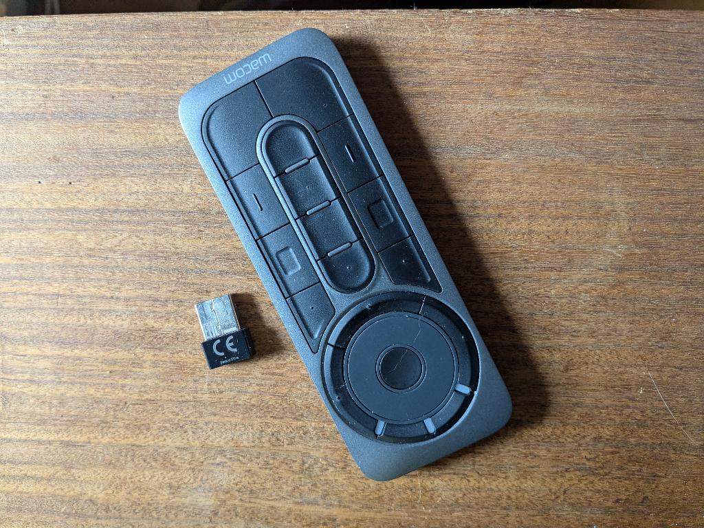 Wacom ExpressKey Remote (voor Cintiq & Intuos Pro), Computers en Software, Tekentablets, Ophalen, Zo goed als nieuw, Draadloos