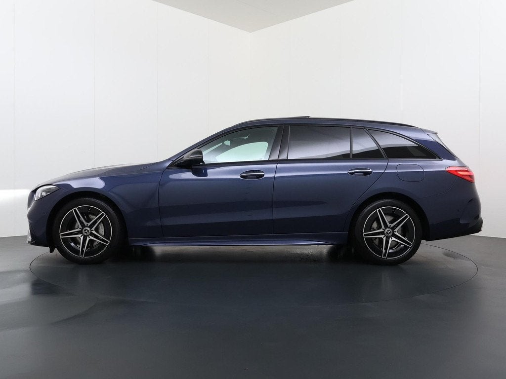 Mercedes-Benz C-klasse Estate 300 e AMG Star Edition | Panor, Auto's, Mercedes-Benz, Automaat, Achterwielaandrijving, 4 cilinders