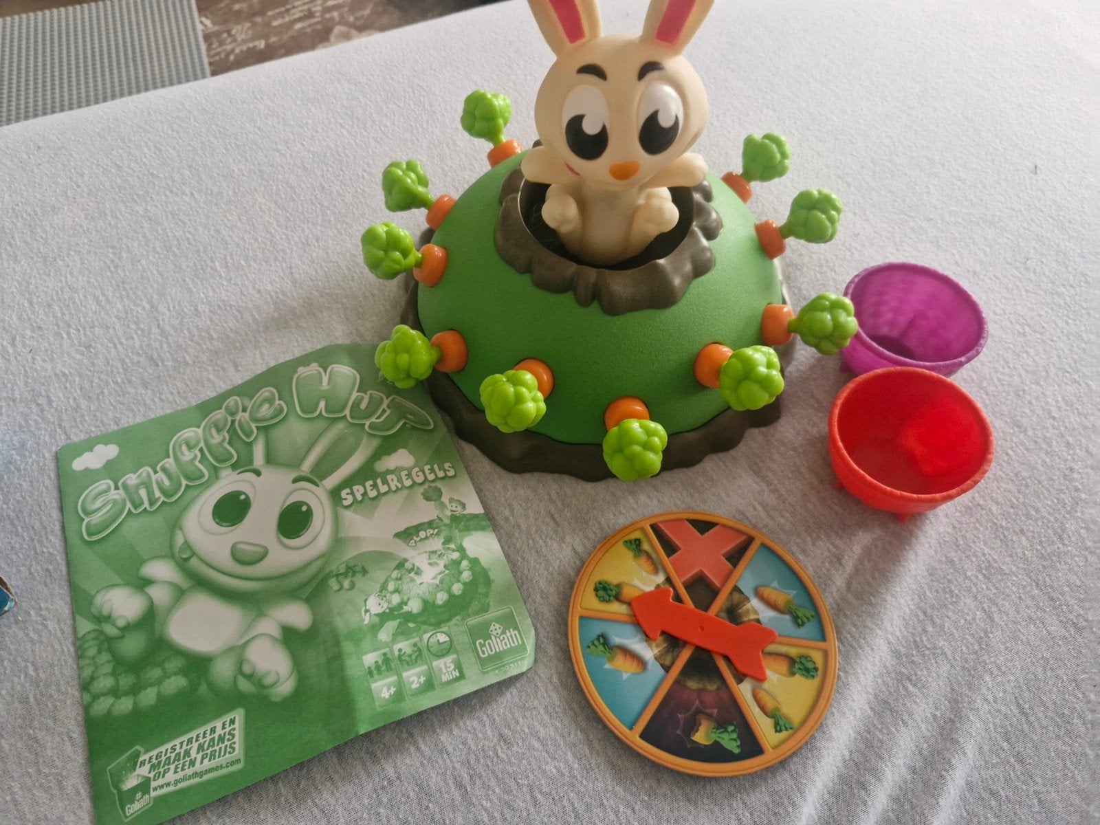 snuffelen hop spel, Hobby en Vrije tijd, Gezelschapsspellen | Bordspellen, Een of twee spelers, Ophalen, Zo goed als nieuw, Goliath Games