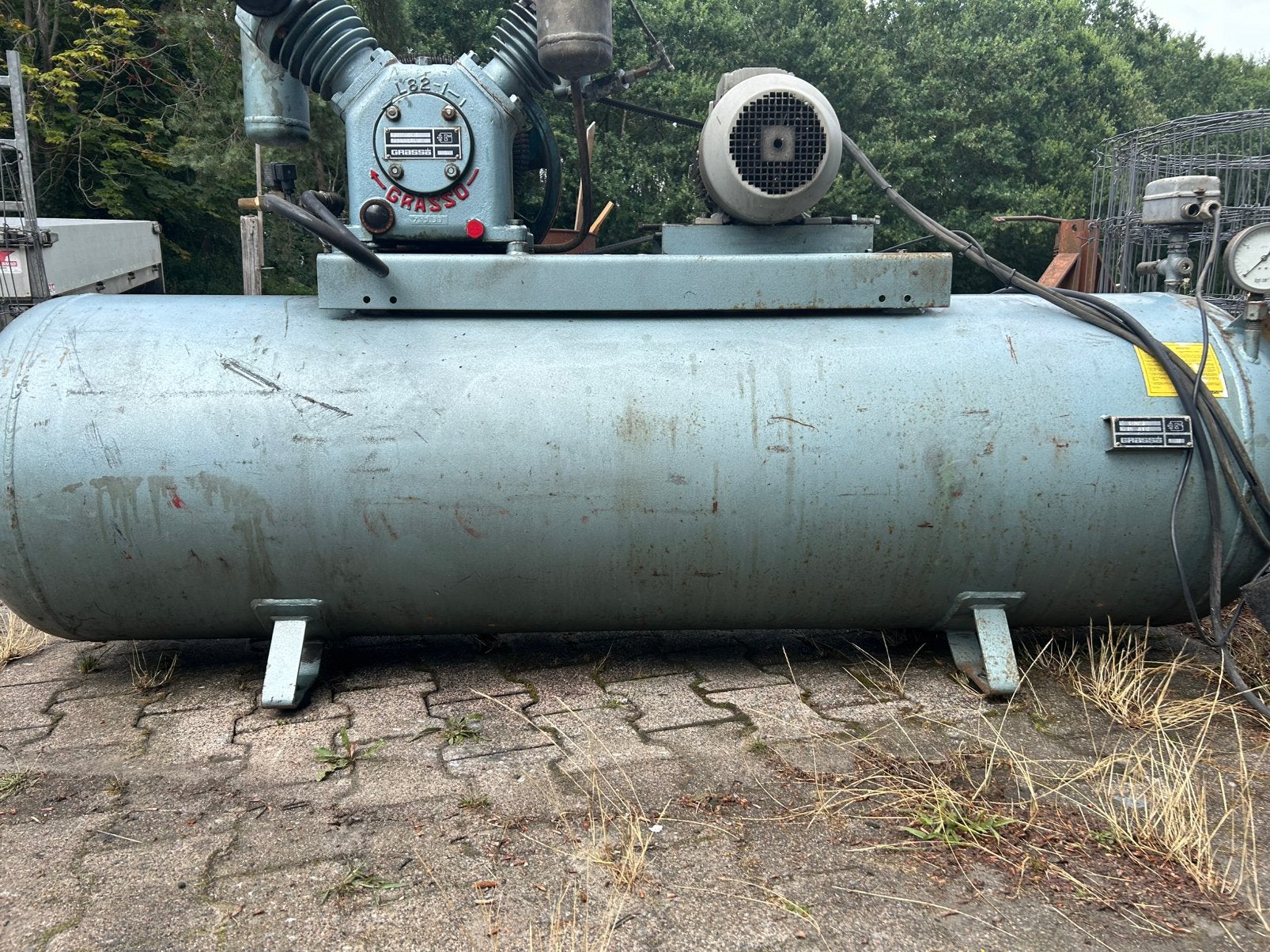 Grasso Compressor 380V / 500ltr / 15 bar., Ophalen, Gebruikt, 800 liter/min of meer, 10 bar of meer