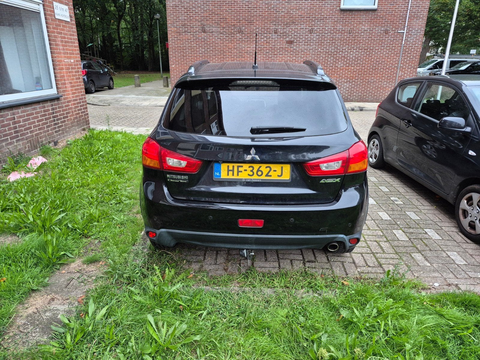 Mitsubishi ASX 1.6 86KW 2015 Zwart, Auto's, Voorwielaandrijving, 4 cilinders, 1590 cc, Zwart