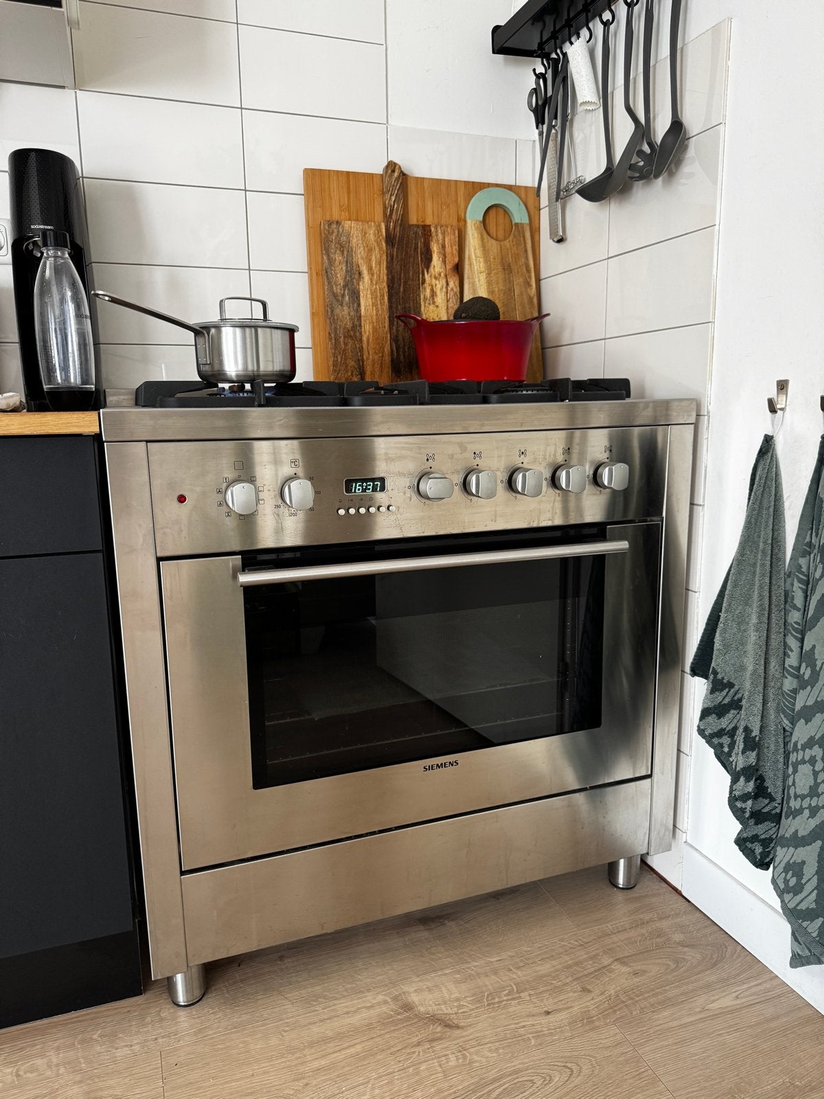 Siemens Vrijstaand Gasfornuis met Oven - Zo goed als nieuw, Ophalen, 60 cm of meer, Zo goed als nieuw, Gas