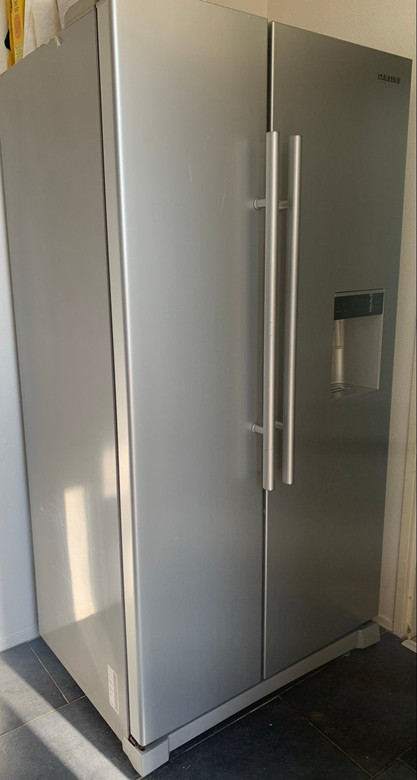 Samsung Amerikaanse koelkast met vriezer en waterdispenser, Ophalen, Gebruikt, 200 liter of meer, 60 cm of meer