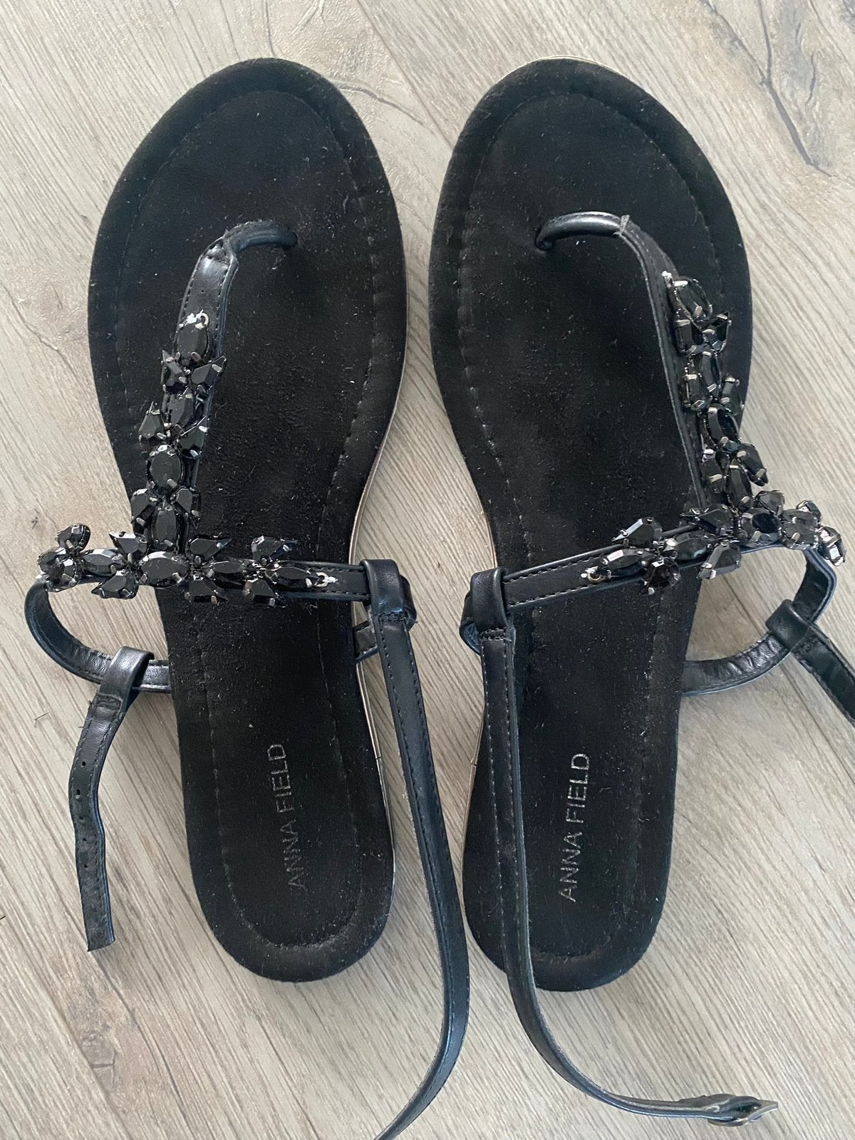 Zwarte teensandalen van Anna Field maat 42, Zwart, Zo goed als nieuw, Sandalen of Muiltjes, Ophalen of Verzenden
