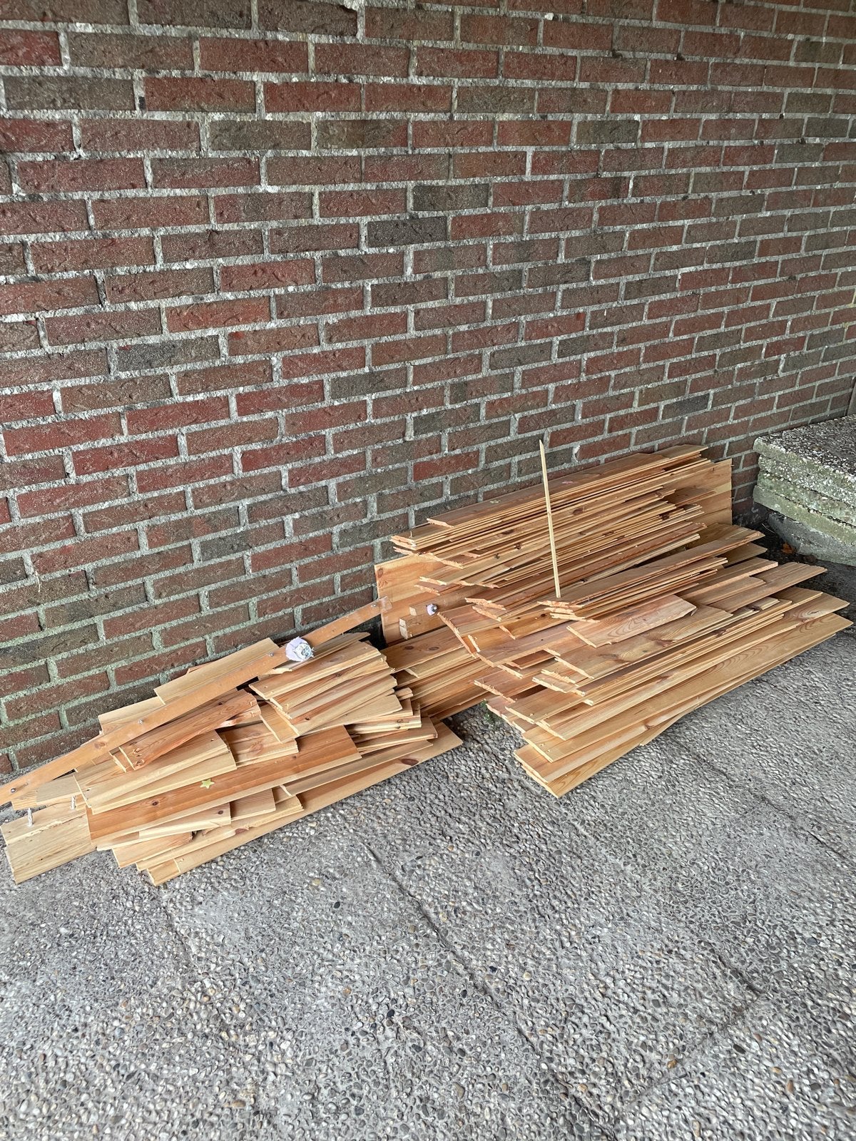 Gratis resthout - Diverse planken en balkjes, Doe-het-zelf en Verbouw, Ophalen, Gebruikt, Minder dan 25 mm, Overige typen