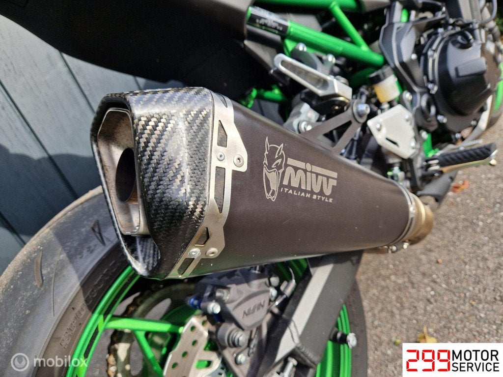️ Kawasaki Z900 70kw 2024 6dkm 35kw a2 mogenlijk, Motoren, Motoren | Kawasaki, 948 cc, Bedrijf, Meer dan 35 kW, Toermotor