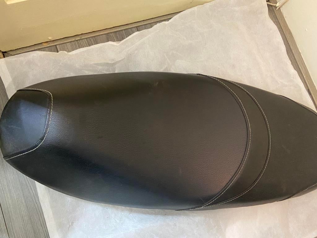 SYM Jet 14 Zadel, Ophalen of Verzenden, Zo goed als nieuw, Zadel, SYM