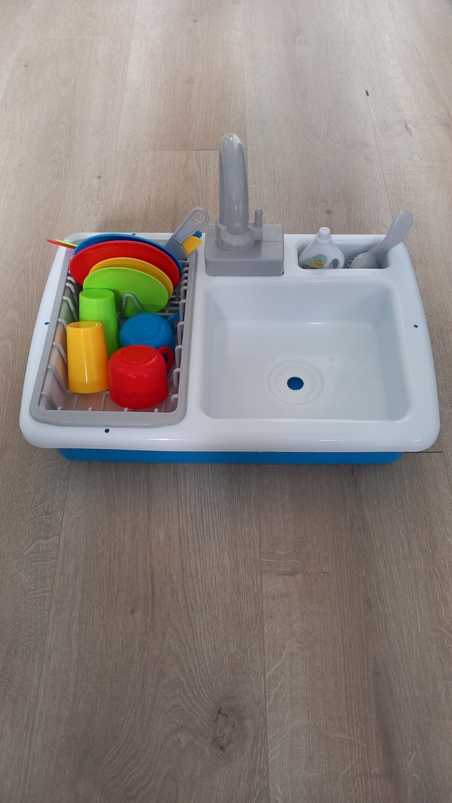 Speelgoed gootsteen met echt werkende kraan, Kinderen en Baby's, Ophalen, Zo goed als nieuw, Jongen of Meisje