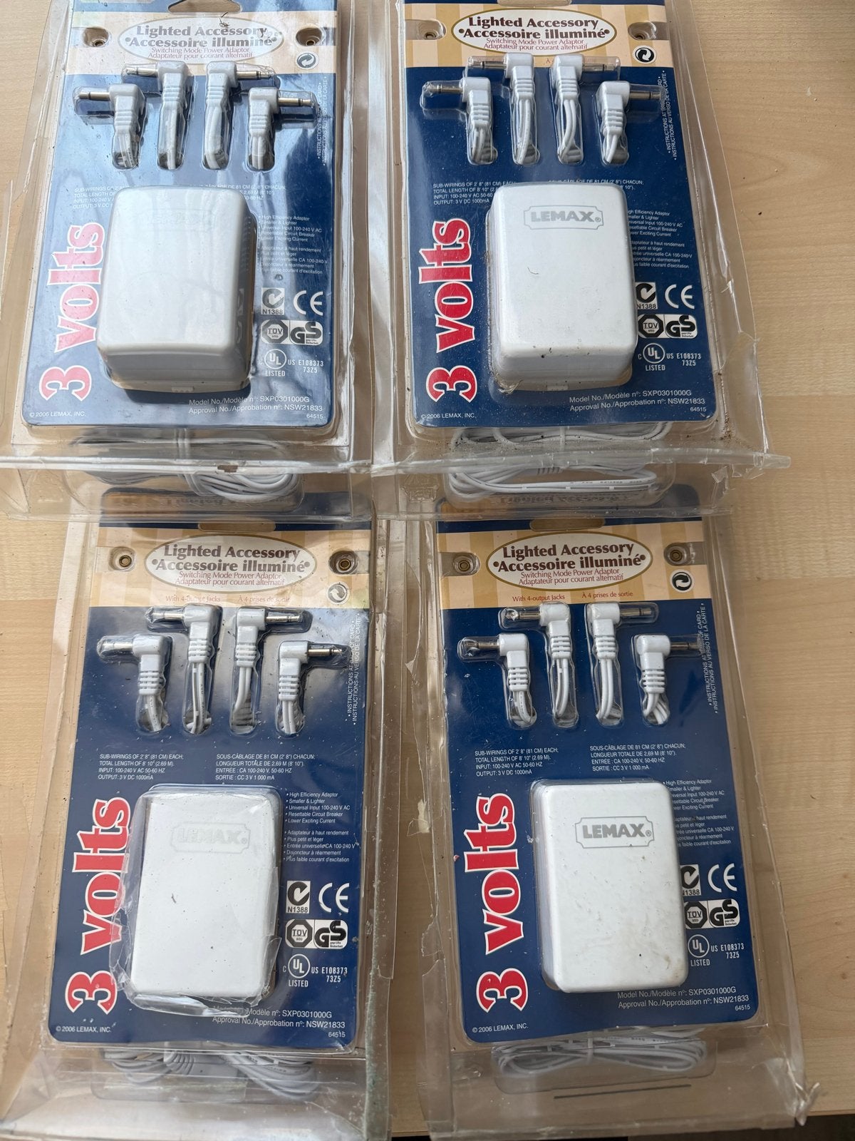 Lemax 3 Volt Adapter met 4 Uitgangen - Nieuw in Verpakking, Ophalen of Verzenden, Nieuw