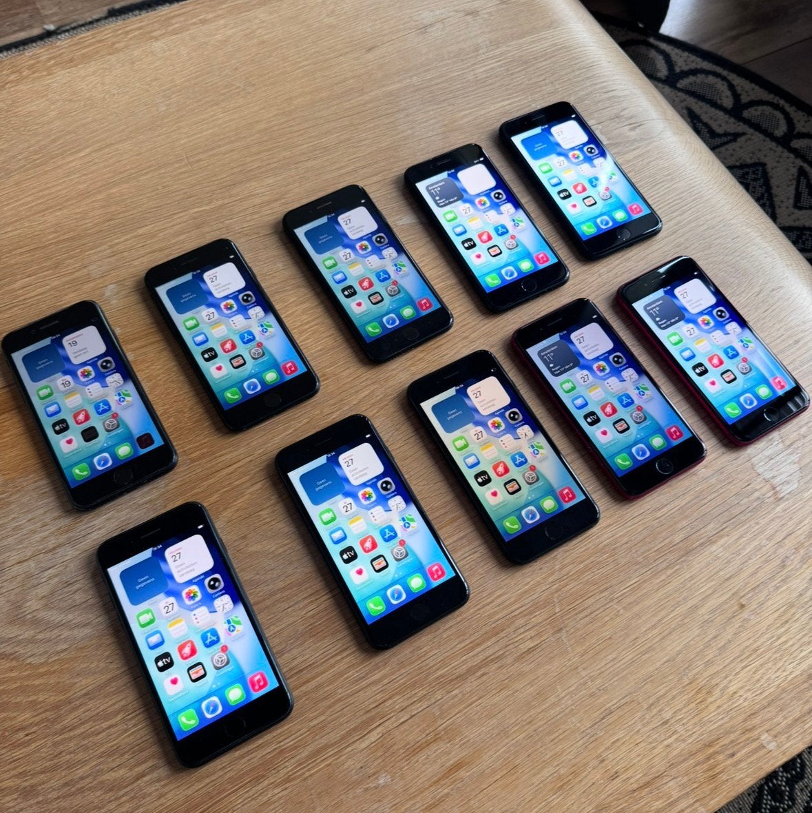 Apple iPhone SE 3 (2022) 64GB - midnight blue, Telecommunicatie, Mobiele telefoons | Apple iPhone, Zwart, 1 park way apple, Ophalen of Verzenden