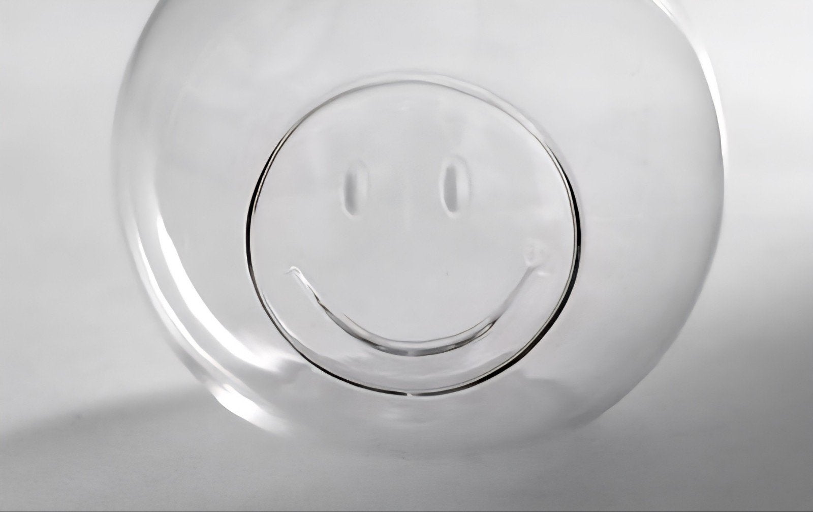 Serax Smiley Happy Decor, 2 glazen design waxinelichthouders, Ophalen of Verzenden, Nieuw, Overige materialen, Kandelaar
