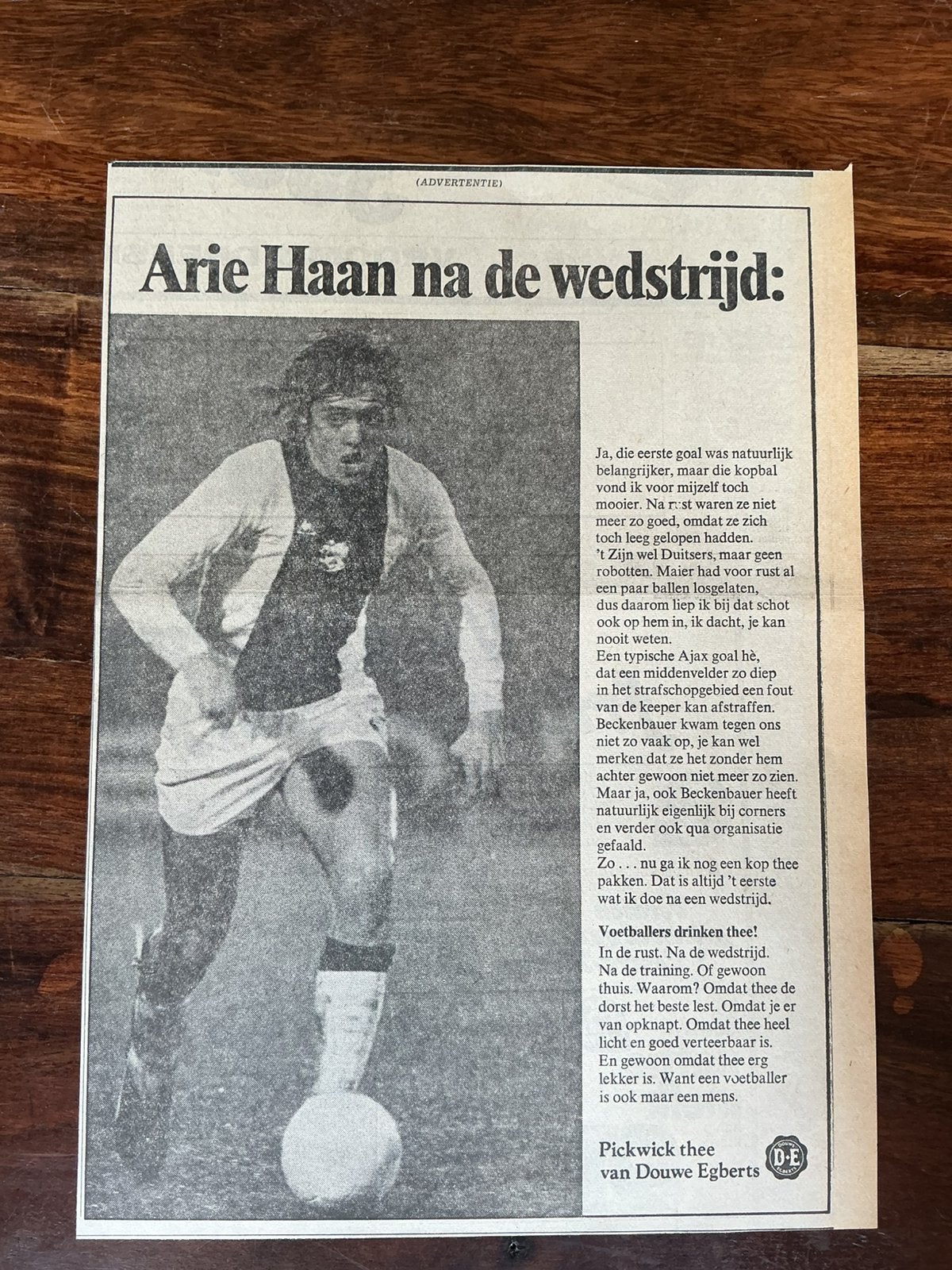 Voetbal reklame Ajax Arie Haan DE Pickwick 1973 thee, Verzamelen, Ophalen of Verzenden, 1960 tot 1980, Knipsel(s)