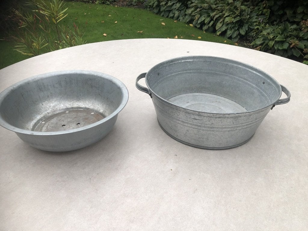 Teiltje en aluminium schaaltje, Gebruikt, Minder dan 30 cm, Rond, Ophalen of Verzenden