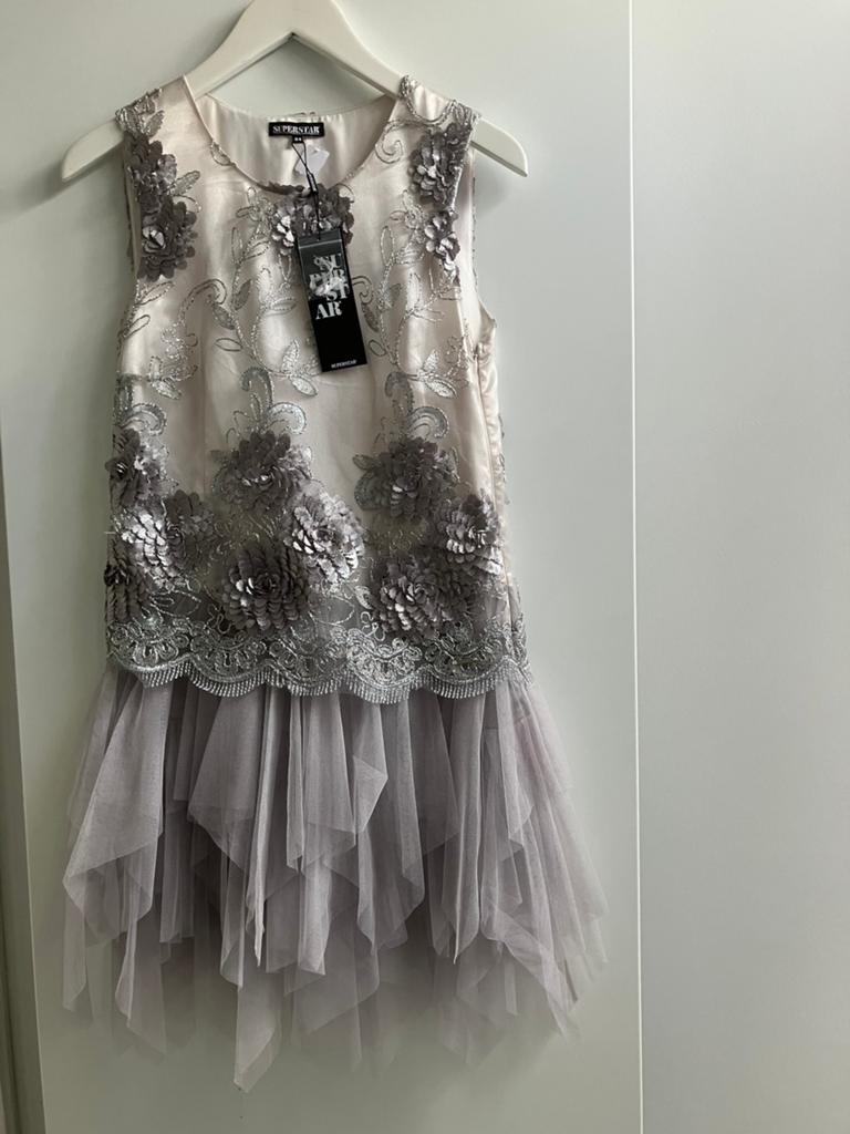 Nwe Superstar Party Tule Collection partyjurk zilver maat 34, Nieuw, Ophalen of Verzenden, Maat 34 (XS) of kleiner, Grijs