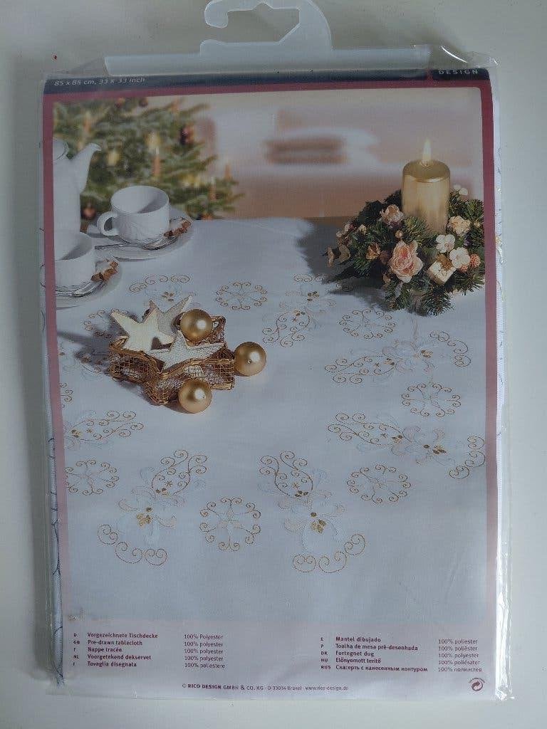 Rico Design tafelkleed 85X85 kerst, Ophalen of Verzenden, Nieuw, Handborduren, Borduurpakket