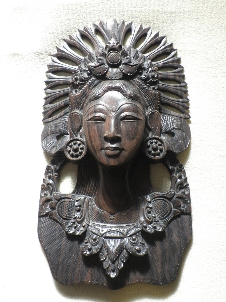 Prachtig Zwaar Oud Gedetailleerd Hoofd Vrouw Hout - Djokja, Antiek en Kunst, Houtsnijwerk, Verzenden, Handgemaakt, 20 - 50 cm