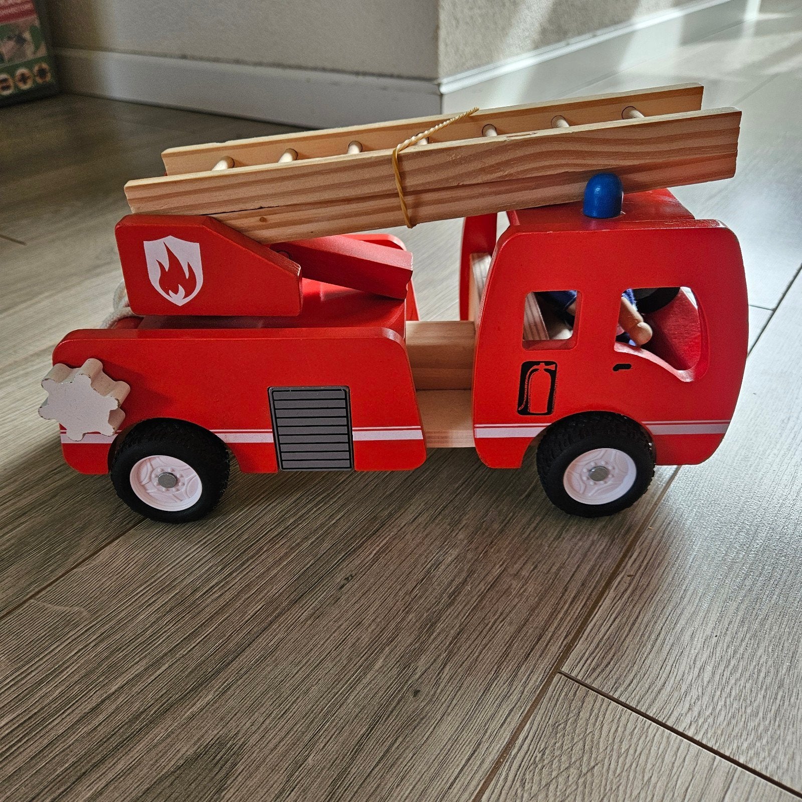 HOUTEN SPEELGOED BRANDWEERWAGEN, Kinderen en Baby's, Ophalen, Gebruikt