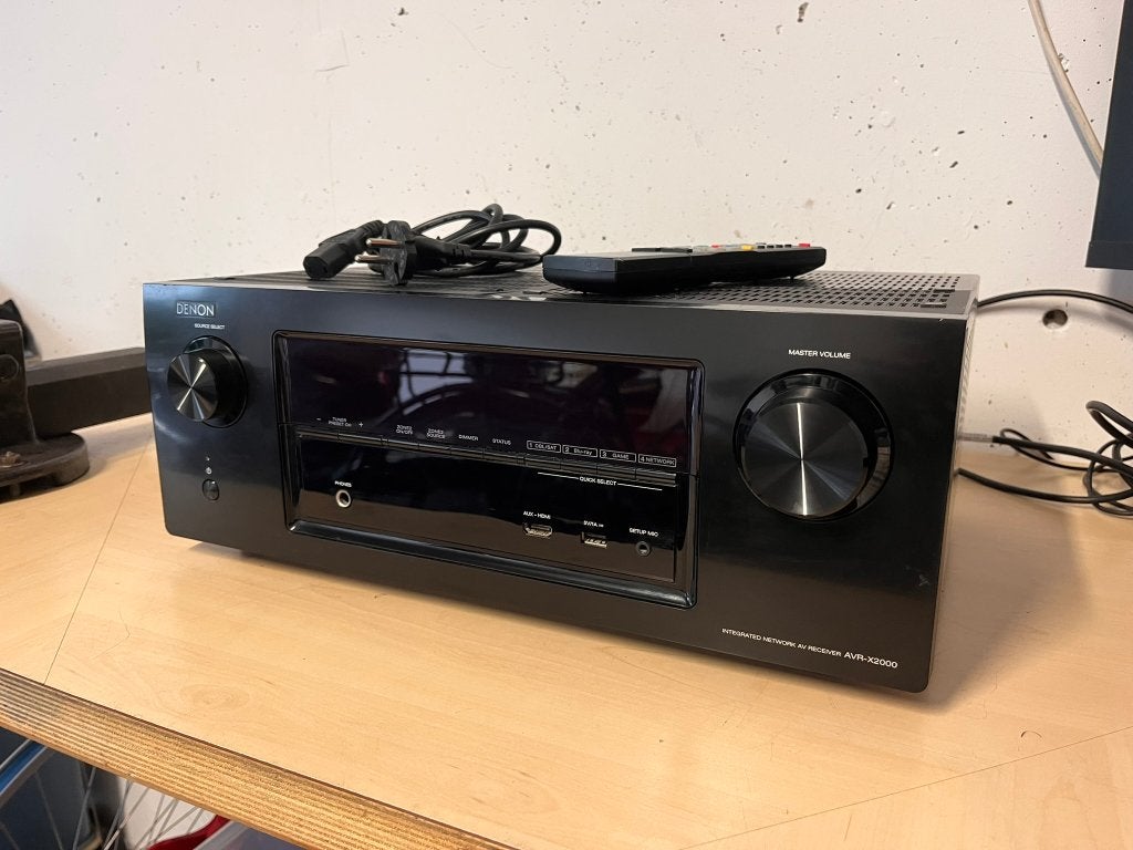 Foto 2 van Denon AVR-X2000 7.1 AV Receiver, Incl Afstandsbediening