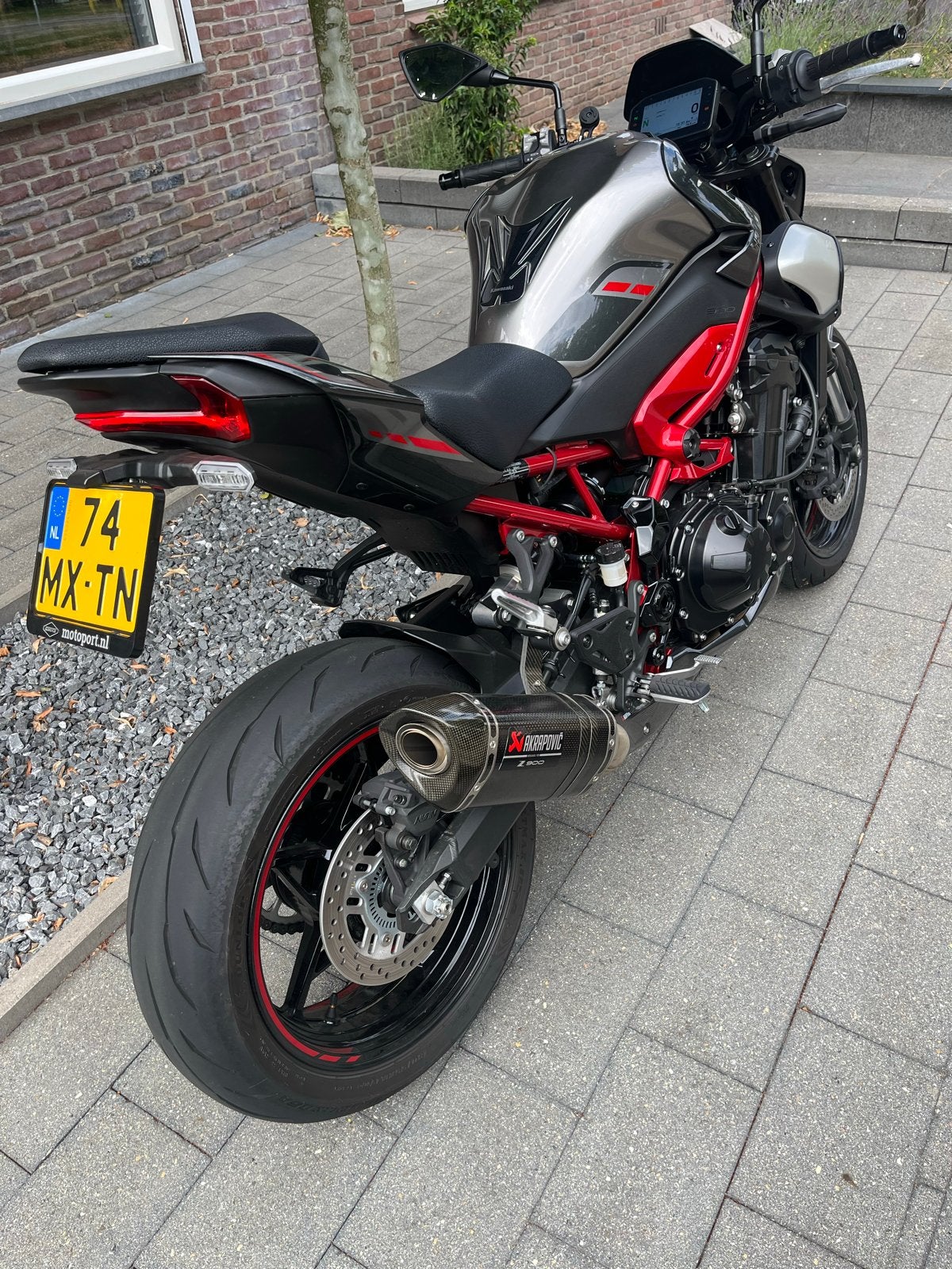 Kawasaki Z900 performance 2025.  70 kw. Kmstand 1508, Motoren, 4 cilinders, Motorrijbewijs A, Gebruikt, Particulier