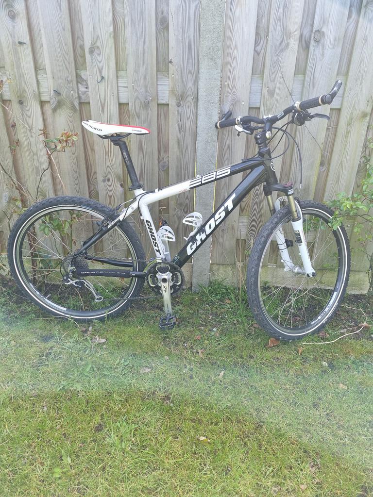 Ghost mountainbike, zwart-wit, Gebruikt, 49 tot 53 cm, Dames, Ophalen