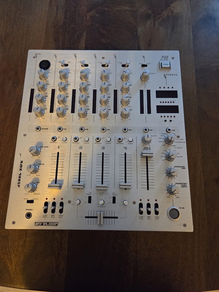 Reloop RMX-40 DSP DJ Mixer, Ophalen, Gebruikt, Minder dan 5 kanalen, Microfooningang