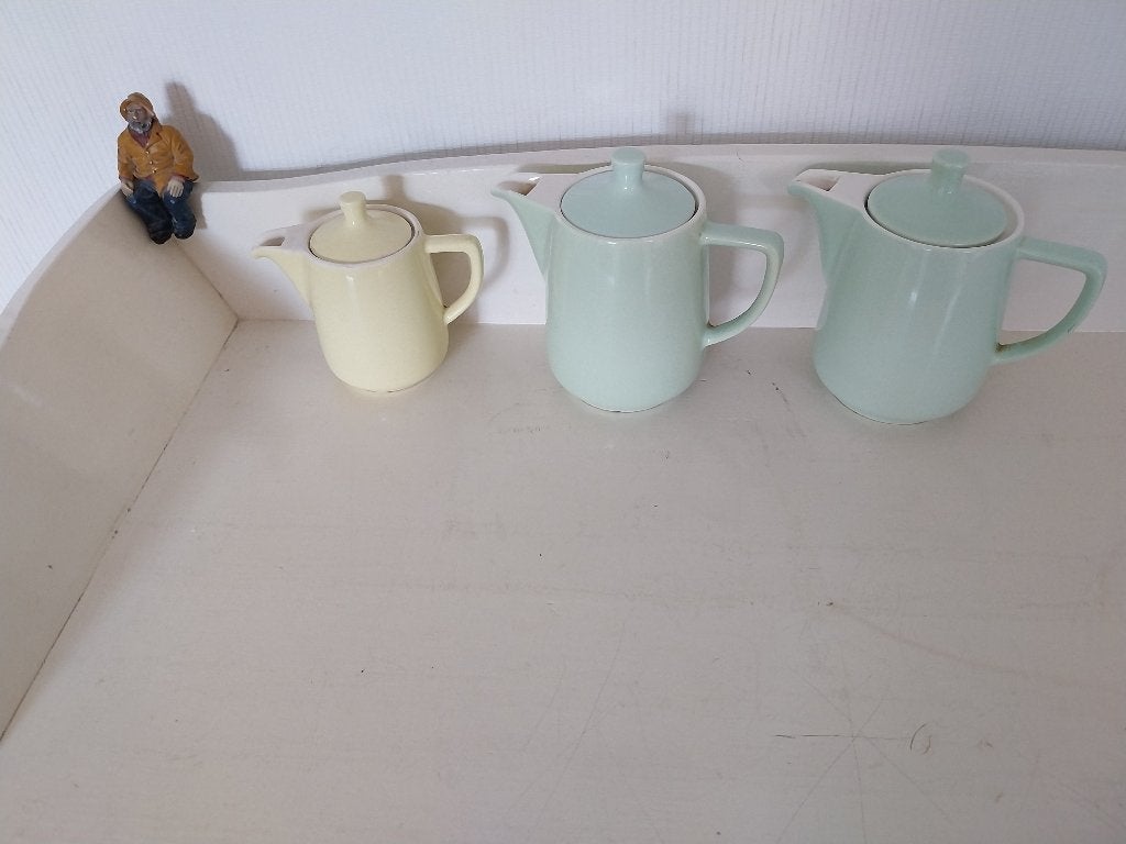 Theepotten en servies te koop, Huis en Inrichting, Ophalen, Gebruikt, Overige stijlen, Kop(pen) en/of Schotel(s)