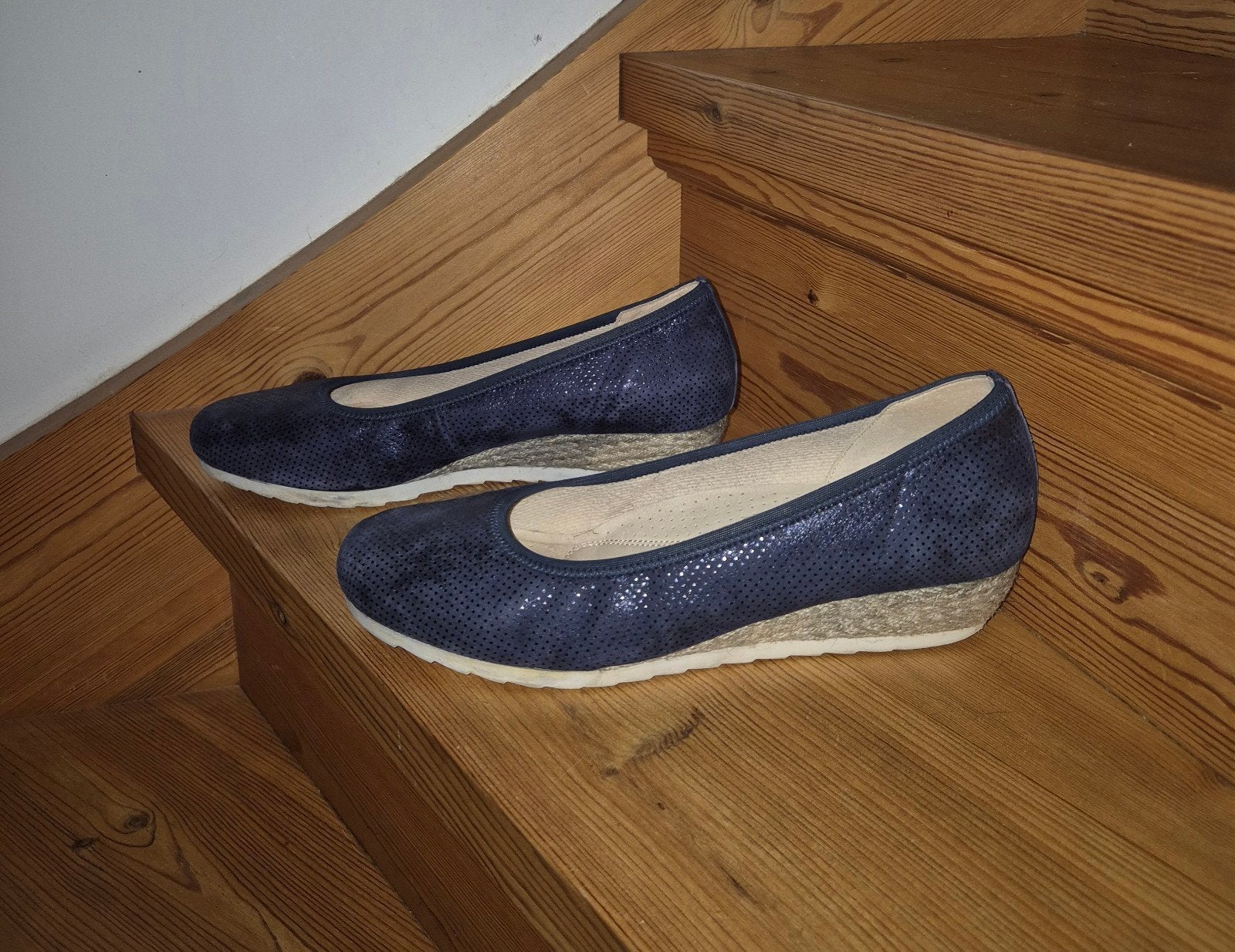 Nog mooie Gabor pumps met sleehak maat 7 = 40,5 wijdte G, Gabor, Ophalen of Verzenden, Gedragen, Blauw