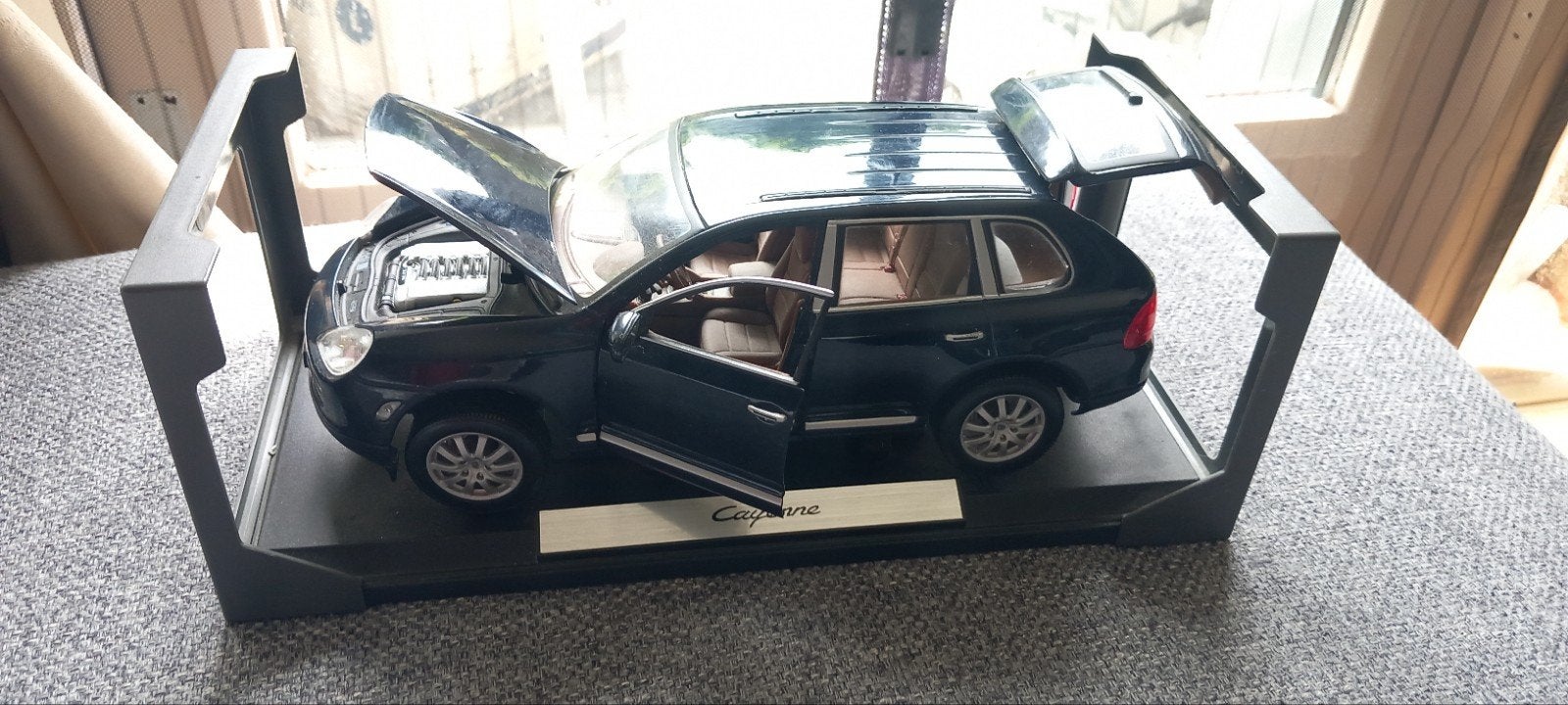 Porsche Cayenne Modelauto - Een Must-Have voor de Liefhebber, Ophalen of Verzenden, Zo goed als nieuw, Auto, Overige merken