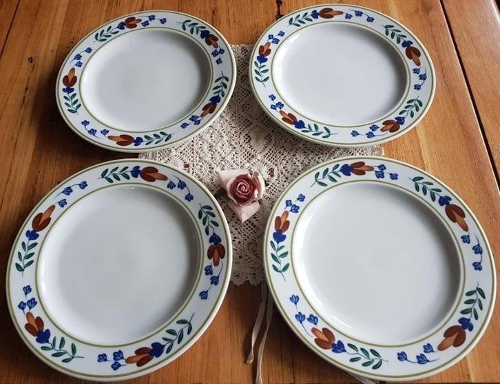 4 Hotel porseleinen borden, Mosa, Boerenbont, Huis en Inrichting, Keuken | Servies, Gebruikt, -, -, Ophalen of Verzenden