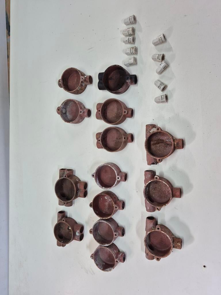 Antieke  inbouwdozen installatiedozen, Ophalen of Verzenden
